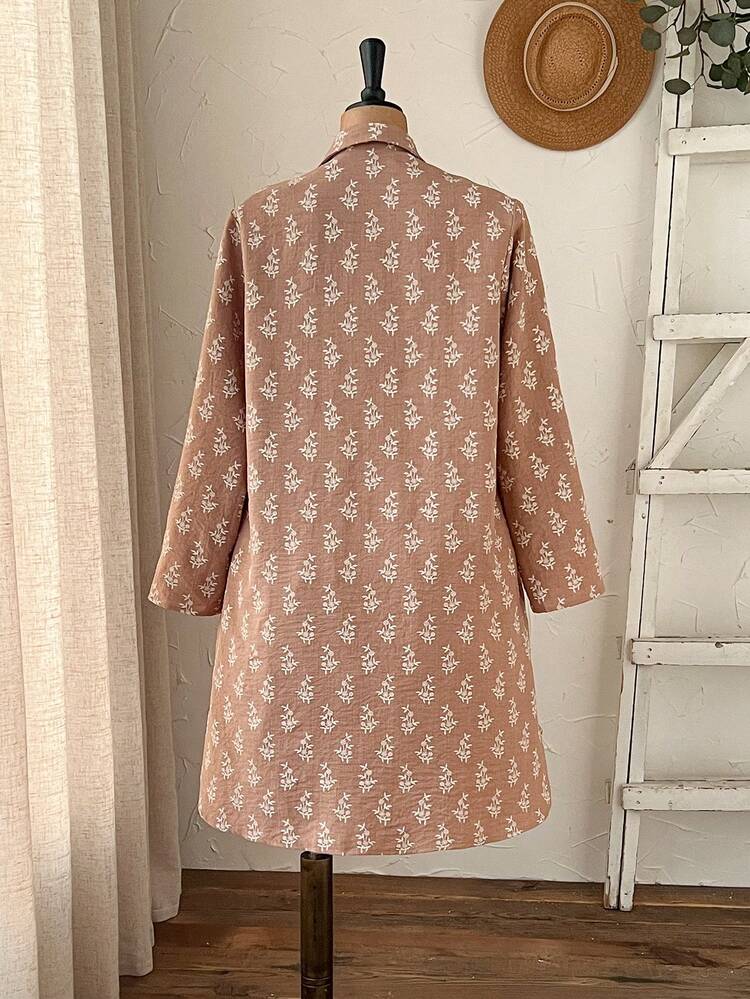 Vestido camisero de manga larga con bordado floral y pliegues para mujer de talla grande