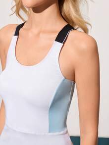 CourtClass Vestido deportivo de mujer con pantalón corto de color contrastante - Multicolor - Ver 5