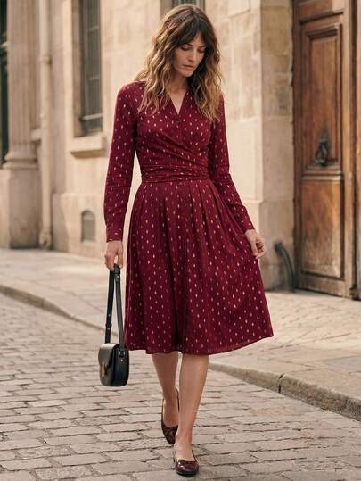 EMERY ROSE New Stylish French Vintage Elegant Women's Dress, Spring And Autumn Women's Dress, Shirt Collar, Single-Breasted, Waist Pleat Design, Slimming And Elegant Women's Dress, Fitted Waist, Gold Foil Crescent Moon Pattern, Burgundy Lantern Long-Sleeved Women's Dress, Women's Shirt Dress, V-Neck Dress, Elegant Party Dress, Red Dress, Spring And Autumn Outerwear, Women's Dress, Sparkling Dress