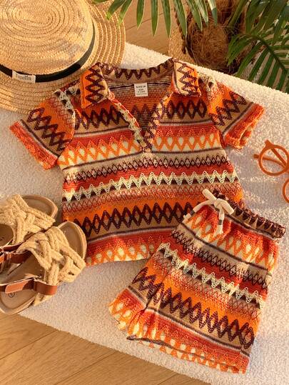 SHEIN 2件套幼儿男童休闲度假条纹短袖衬衫T恤和短裤套装，春夏男婴服装，套装