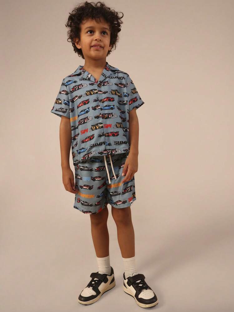 레이싱카 프린트 셔츠와 반바지 세트