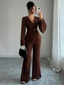 Elenzga Bộ vest công sở thanh lịch, lãng mạn, tối giản dành cho nữ, gồm áo blazer tay dài xếp ly, viền bèo nhún, cài hai hàng khuy bất đối xứng và quần ống đứng. - Cà phê nâu - Xem 3