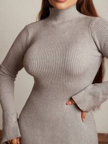 Lupita Cardoza 冬季女装高领毛衣裙保暖针织打底裙喇叭袖A字裙修身显瘦毛衣裙长袖连衣裙黑色连衣裙 - 灰色 - 查看 4