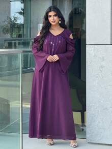 Al Najma 女士雪纺V领露肩喇叭袖水钻装饰连衣裙 - 紫色 - 查看 7