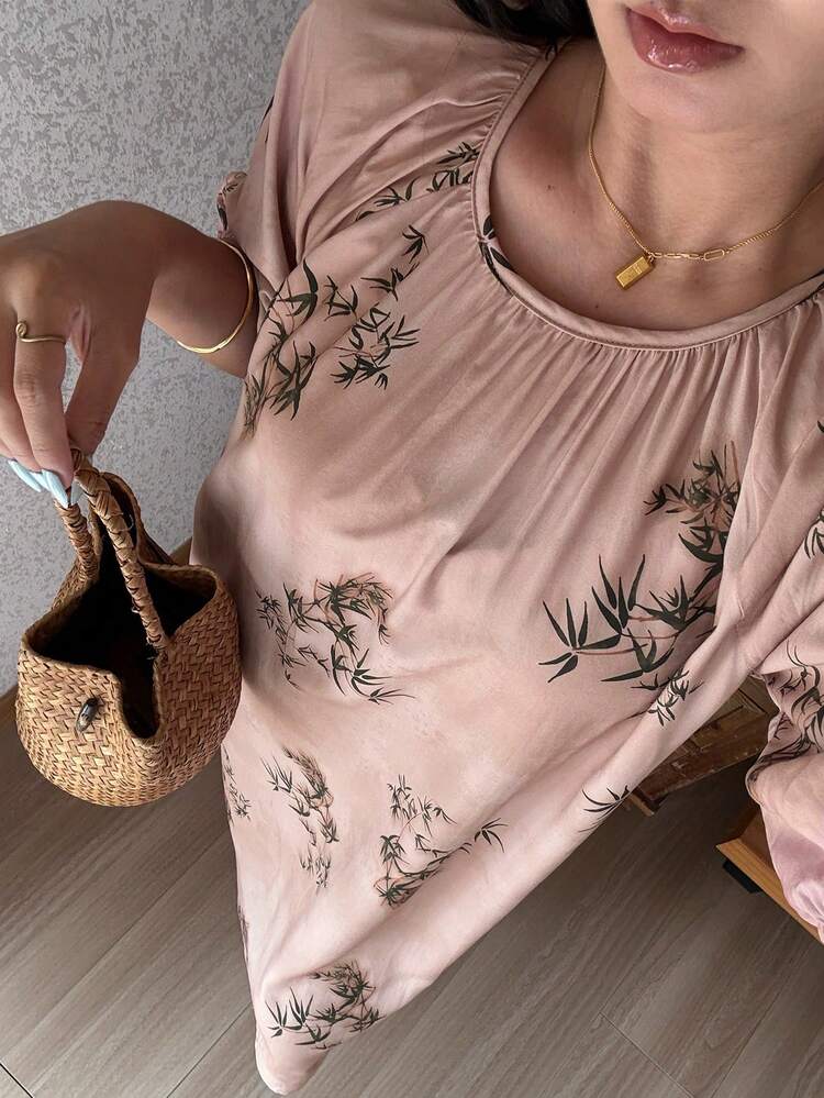 Elegant Bamboo Pattern All-Over Print Pleated Design Loose Women Nightgown