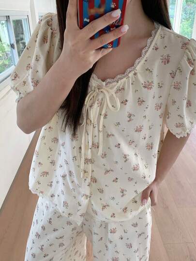 Dazy Plus 2pcs Ditsy Floral Loose Short Sleeve Drawstring Tie Top And Long Pants Pajama Set, Elegant Sleepwear