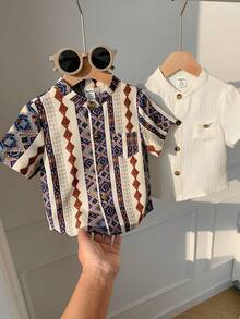 SHEIN Bộ 2 món áo sơ mi cổ trắng họa tiết mùa hè cho bé trai, thích hợp cho tiệc sinh nhật, tiệc tưng bừng, tiệc tối, biểu diễn, đám cưới, tiệc mừng em bé chào đời, lễ rửa tội và lễ kỷ niệm sinh nhật lần thứ nhất. - Nhiều màu - Xem 2