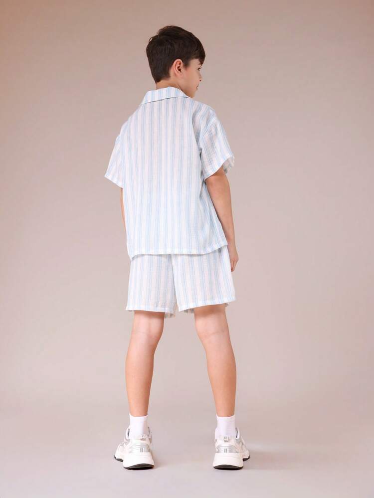 Striped Shirt And Shorts Set With Textured Fabric
