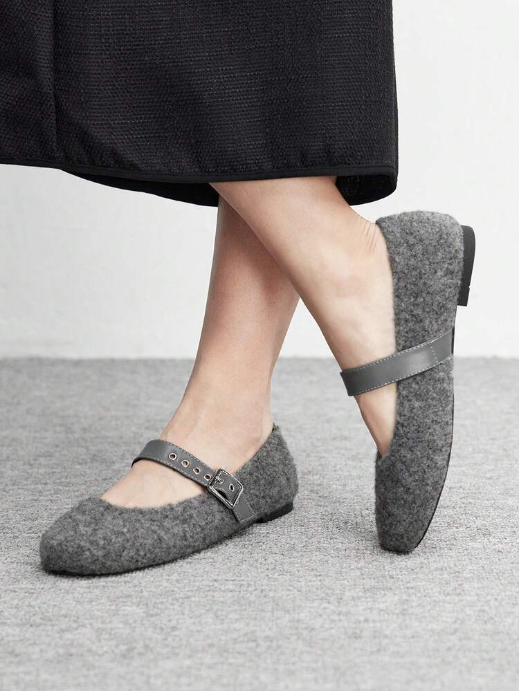 CUCCOO BIZCHIC Women's Flat Shoes Valentine's Day - Dark Grey - View 3