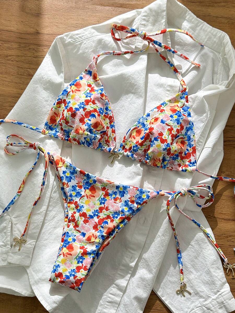 Swim Mod 2件套 女士夏季随机印花露背蝴蝶结吊坠比基尼泳衣套装 - 彩色 - 查看 1