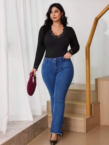 SHEIN Tall CURVE 大码女式撞色蕾丝长袖修身时尚T恤，蕾丝拼接蕾丝打底衫长袖蕾丝V领上衣，春季，情人节，优雅女式衬衫，黑色上衣 - 黑色 - 查看 8