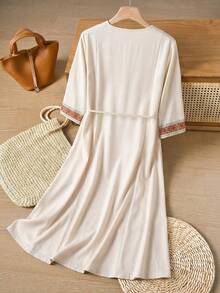 Rusticease 女士休闲宽松度假植物印花V领连衣裙 - 彩色 - 查看 2