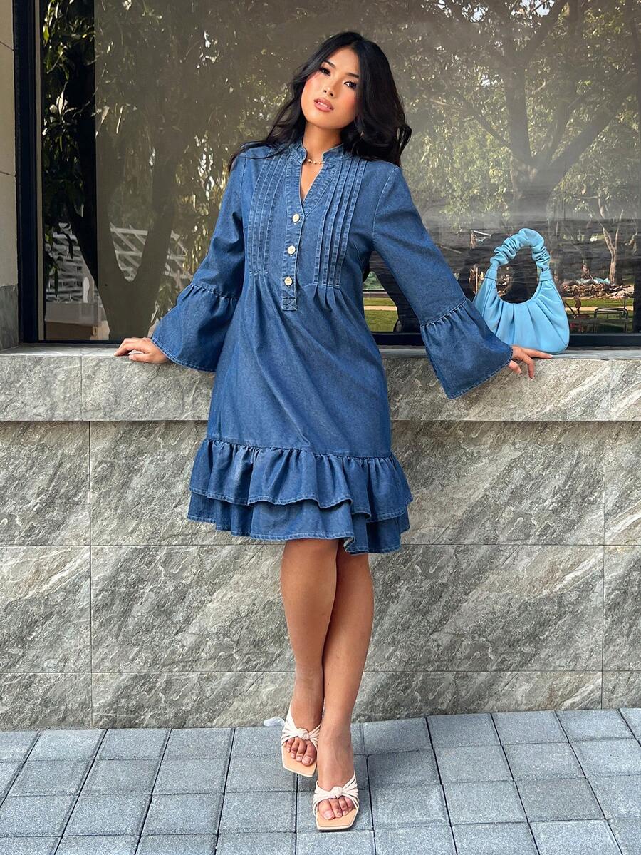 SHEIN PETITE 女士V领纽扣半开襟喇叭袖休闲牛仔连衣裙 - 藍色 - 查看 1