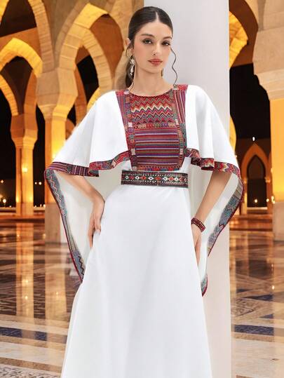 Al Najma 女士圆领撞色滚边几何图案优雅阿拉伯连衣裙