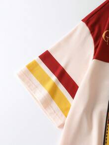 HARRY POTTER X SHEIN Áo thun nữ dáng rộng cổ chữ V phối màu tương phản, phong cách thường ngày đường phố, in hình hoạt hình và số, thích hợp cho mùa hè. - Màu be - Xem 3