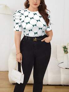 SHEIN Privé Plus Size Women's Bow Print Round Neck Short Puff Sleeve Casual T-Shirt, Going Out Tops - Green - View 5