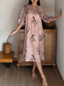 DAZY Elegant Bamboo Pattern All-Over Print Pleated Design Loose Women Nightgown - Pink - View 7