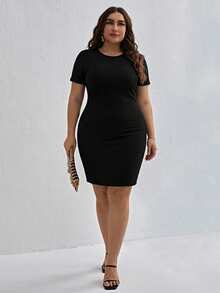 SHEIN Essnce Plus-Size Women's Spring/Summer Fashionable And Elegant Stretchy Comfortable Everyday Basic Versatile Slimming Black Short-Sleeved Mini Dress,Bodycon,Summer Outfits,Curve Dress,Minimalist Style Bodycon Dress Curve Fitted Dresses For Women Body Fitting Dress Body Hugging Dress High Quality Dress - Black - View 4