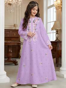 Áo Jalabiya trẻ em màu tím họa tiết hoa, thanh lịch, cổ điển, thêu hoa, kiểu dáng truyền thống tối giản, tay dài, phù hợp cho bé gái tuổi teen vào mùa xuân/hè, váy tay dài kín đáo, áo Abaya cầu nguyện, thoải mái dễ chịu, trang phục thường ngày, phong cách nghỉ dưỡng, áo Kaftan kín đáo, áo Jalabiya trẻ em, áo Jalabiya cho bé gái tuổi teen - trắng - Xem 3