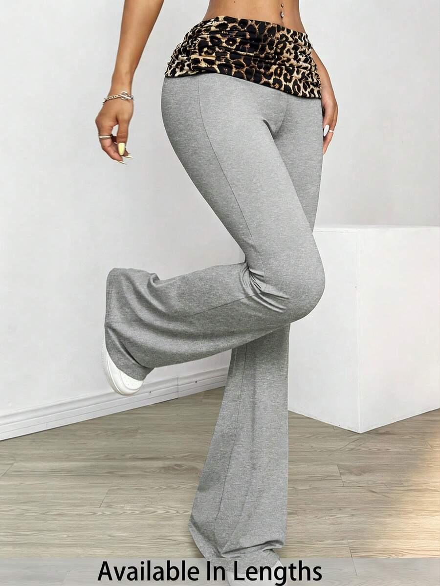 SHEIN Tall CURVE 大码时尚休闲豹纹拼接喇叭裤,可翻折腰身 - 淺灰色 - 查看 1