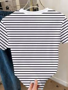SHEIN Áo thun nữ cỡ lớn in họa tiết hoa, kẻ sọc, cổ tròn, tay ngắn, kiểu dáng thường ngày. - Nhiều màu - Xem 2