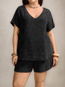 Comfylo 2pcs/Set Plus Size Dark Green Summer Outfits,Smart Casual Button Decor Top And Elastic Waist Shorts Set,Versatile Vacation Lounge Wear For Women - Black - View 6
