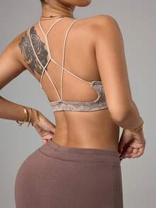 SHEIN Dewbera Snake Skin Strap Backless Sports Bra For Women, Seamless Yoga Bra For Running & Fitness - Beige - View 3