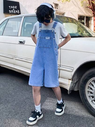 Tween Boy Fashion Casual Y2k Vintage Cool Street Returns To School College Patch Details And Pocket Design Basic Simple And Comfortable Blue Denim Loose Overalls Jeans Shorts For Kids Clothes Tween Boy Soft Dailywear And Kids Winter And Fall Rave Outfits Festival And Outfits Streetwear Clothes Kids Wide Leg Denim Overalls Kids Denim Jumpsuit