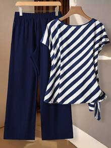 SHEIN Tall CURVE 大码圆领条纹打结短袖两件套，休闲夏季 - 寶藍色 - 查看 2