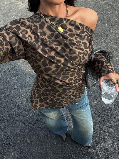 Siren Gaze American-Style Leopard Print Off-The-Shoulder Long-Sleeved Blouse For Women, Slim-Fitting And Flattering Slanted Neckline, Fashionable Top, Women's Blouse For Spring And Summer Animal Print Top