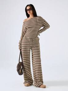 LYSMO Bộ đồ nữ phong cách thường ngày thoải mái đi nghỉ mát, áo thun dài tay dáng rộng cổ lệch vai in sọc tương phản và quần ống rộng cạp chun, thích hợp cho mùa xuân/thu. - Màu be - Xem 4