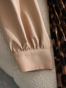 Franclia Petite 女士优雅收腰修身豹纹褶裥连衣裙，适合办公室通勤 - 咖啡 - 查看 5