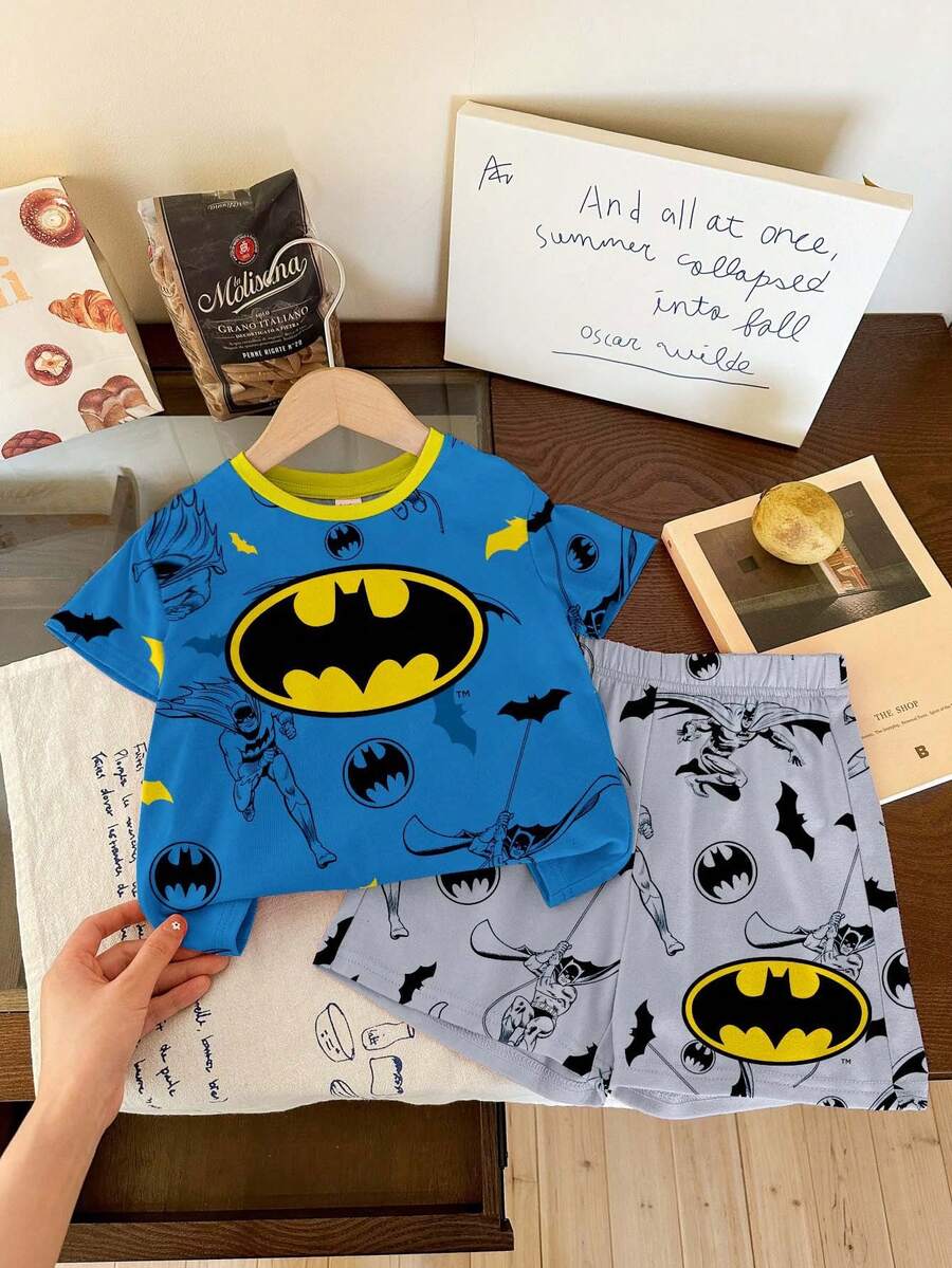BATMAN X SHEIN 2pcs Baby Boy Casual Classic Cool Character Graphic T-Shirt And Shorts Set, Suitable For Summer - Multicolor - View 1