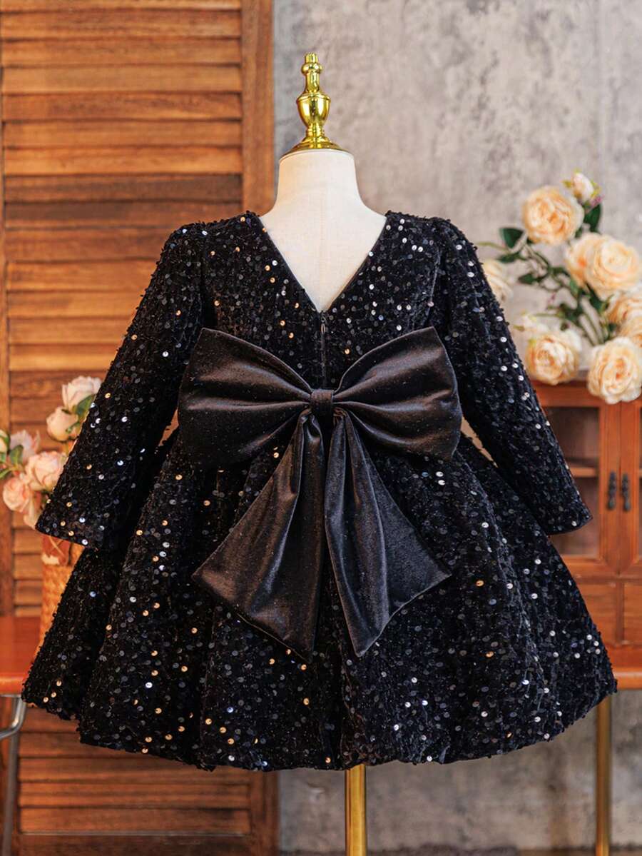 SHEIN Glamorique Kids 女童公主裙，黑色亮片，泡泡长袖，蓬蓬裙，圣诞节女童礼服，派对礼服，舞会礼服，女童公主裙，大蝴蝶结露背，优雅正式礼服 - 黑色 - 查看 1