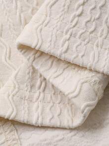 Dazy Plus Textured Fabric Crew Neck Loose Casual White T-Shirt - Beige - View 3