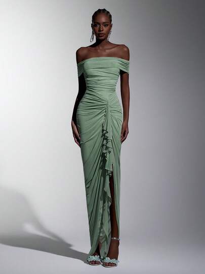 Elitara 优雅浪漫时尚的绿色弹力网纱露肩褶皱装饰前开衩礼服，适合作为优雅的派对礼服、婚礼宾客礼服、绿色连衣裙或时尚优雅的伴娘礼服。