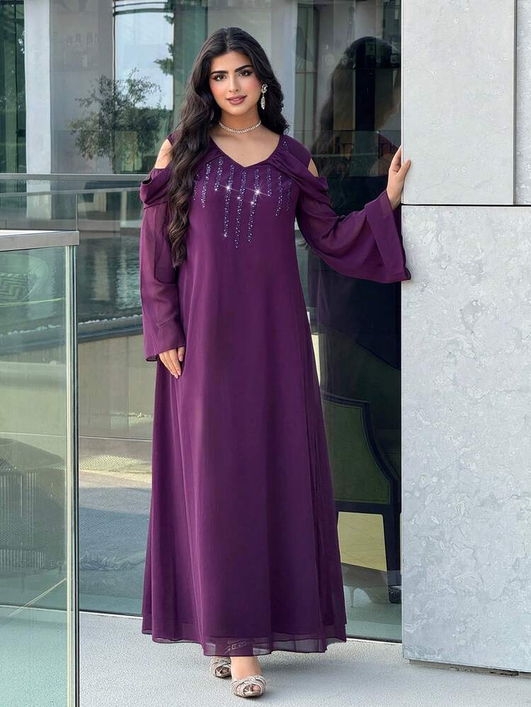 Al Najma 女士雪纺V领露肩喇叭袖水钻装饰连衣裙 - 紫色 - 查看 6
