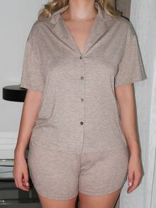 Turnttoni Leisure 1 Set Women's Soft Collar Short Sleeve & Shorts Pajama Set, Floral Gray Holiday Season - Khaki - View 3