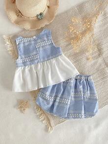 2pcs Baby/Baby GirlSweet Plaid Patchwork Sleeveless Top With Bow Accent And Ruffle Shorts Set Two Piece Set Baby Girl Baby Matching Set Summer Baby Skirt Set Blue And White Outfit For Baby Girl Little Girl Summer Sets - Blue and White - View 2