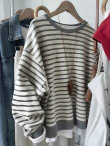 Resyla Women's Classic Striped Print Crew Neck Sweatshirt, Casual Pullover Top For Autumn/Winter, Elegant Design, Versatile For Daily Wear, Suitable For Students, Teachers, And Casual Occasions - Green - View 1