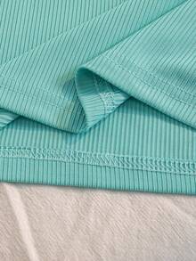 SHEIN 两件套女童休闲百搭绿色针织无袖上衣（荷叶边袖），修身圆领套头衫，松紧腰碎花直筒裤，度假风夏季套装 - 綠色 - 查看 5