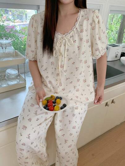 Dazy Plus 2pcs Ditsy Floral Loose Short Sleeve Drawstring Tie Top And Long Pants Pajama Set, Elegant Sleepwear