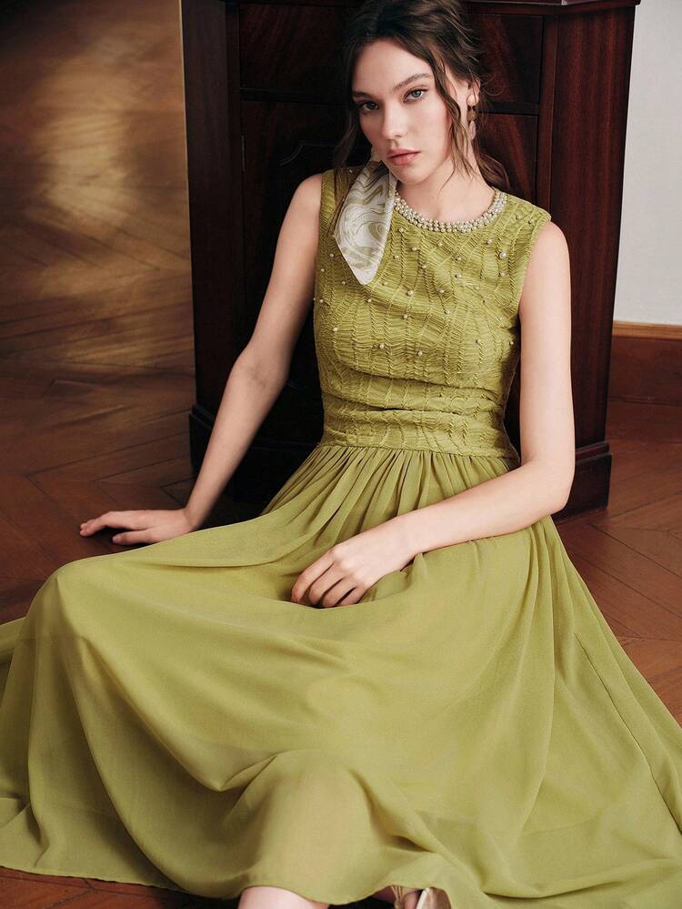 Best-Selling Elegant Chiffon Flared Women's Dress, Fitted Textured Sophisticated Midi Dress