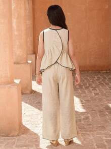 SHEIN 少女休闲简约舒适圆领无袖荷叶边下摆上衣和裤子套装 - 杏色 - 查看 2