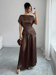 Rafferiza 女士优雅流苏交叉缎面A字裙+短袖上衣两件套 - 棕色 - 查看 5