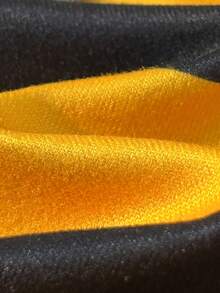 Loomiva Newborn Baby Girl 3pcs Set: Bee Shaped Romper, Hat & Wings