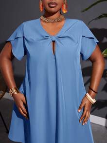 Slaydiva Đầm dáng chữ A màu xanh lá cây, cỡ lớn, chất liệu vải chéo, kiểu dáng thường ngày, không co giãn, có chi tiết thắt nút, thích hợp cho phụ nữ đi nghỉ mát. - Màu xanh lam - Xem 5