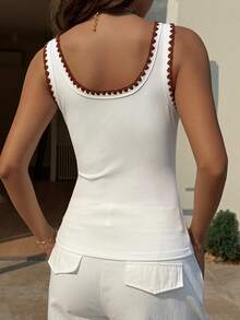 DAZY Women's Summer Casual Vacation Style Scoop Neck Contrast Stitch Binding Fitted Tank Top - White - View 2