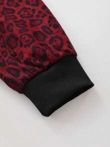 ROMWE MEN Street Life 男士复古美式豹纹连帽卫衣 - 紅色 - 查看 4