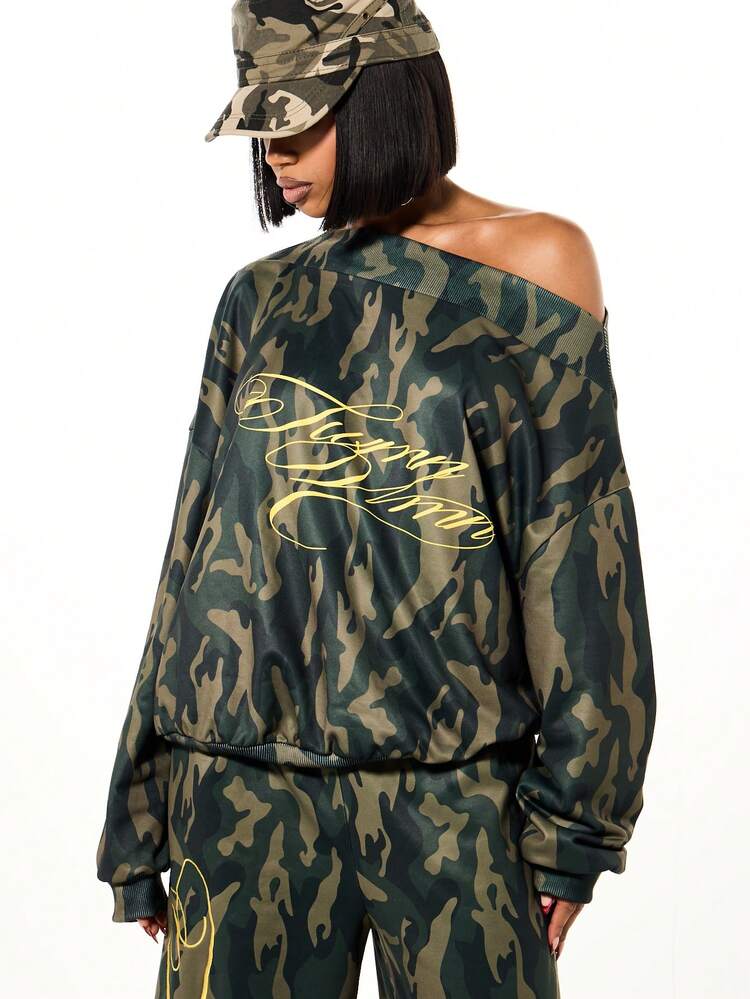 SUMWON WOMEN Off Shoulder Camouflage Sweatshirt With Script Print